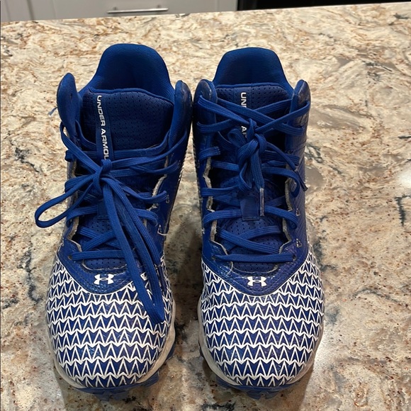 Under Armour Kids Cleats - Picture 3 of 6